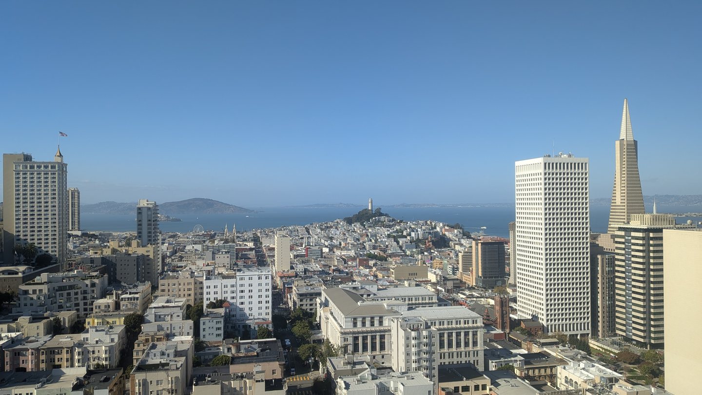 The San Francisco skyline and the Transamerica Pyramid seen from a high hotel floor
